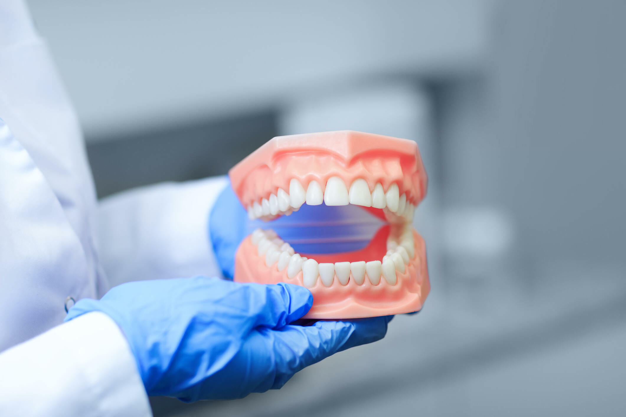 Everything You Need to Know Before Getting Dentures in Texas_1